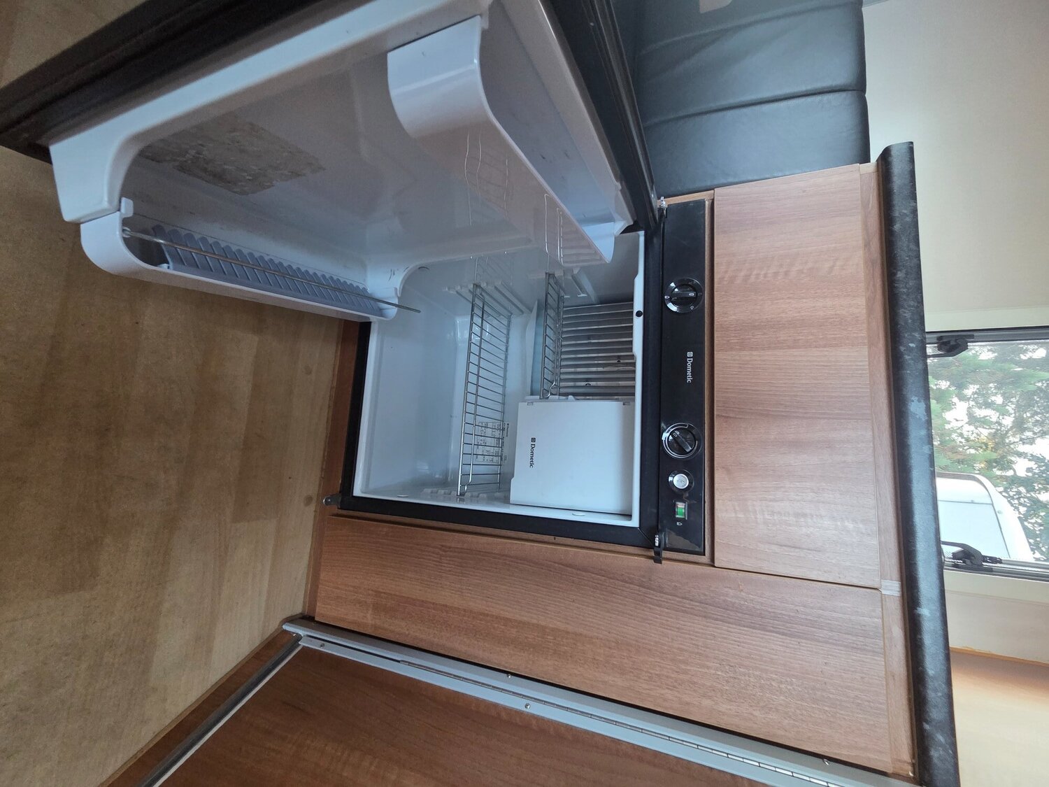 Horse Trailers - Ifor Williams Eventa L Gold  Horse Trailer in 