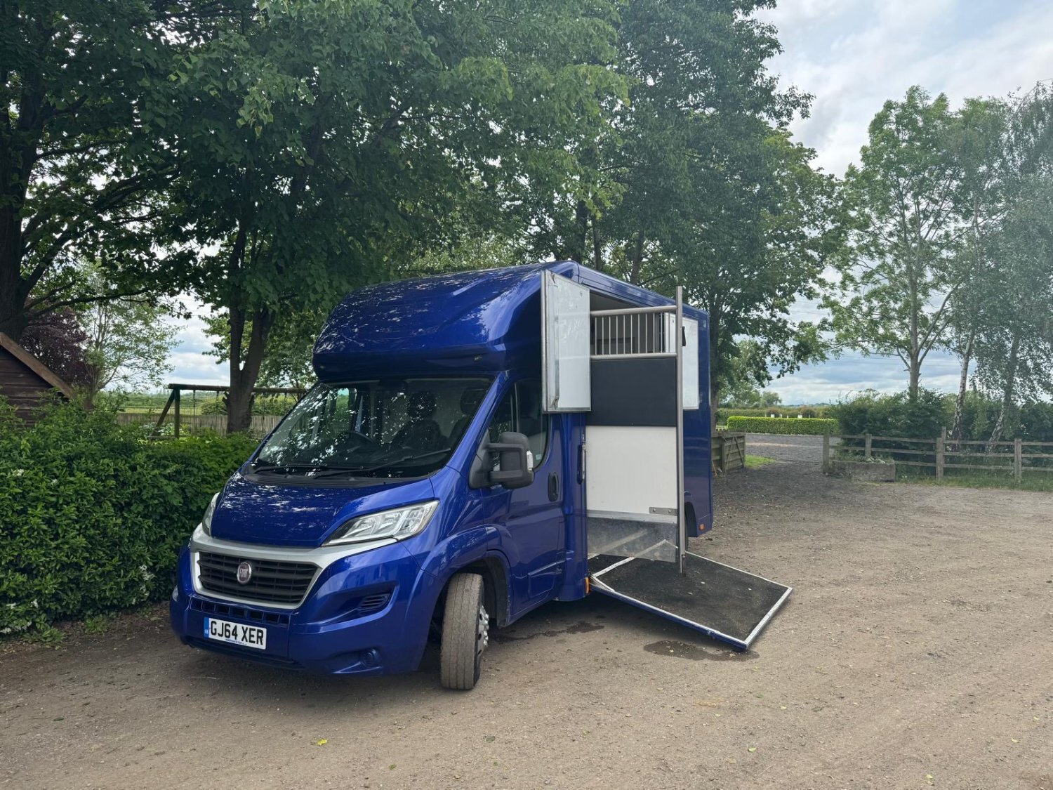 Select Pro Fiat Horsebox