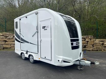 Equi-Trek Day-Treka Horse Trailer