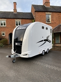 Equi-Trek Day Treka Excel Horse Trailer