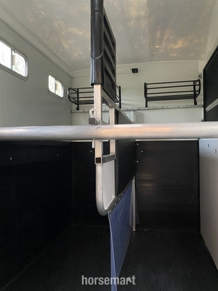 Horse Trailers - Equi-Trek Day-Treka Excel Up to 3.5 tonnes Horse Trailer in 