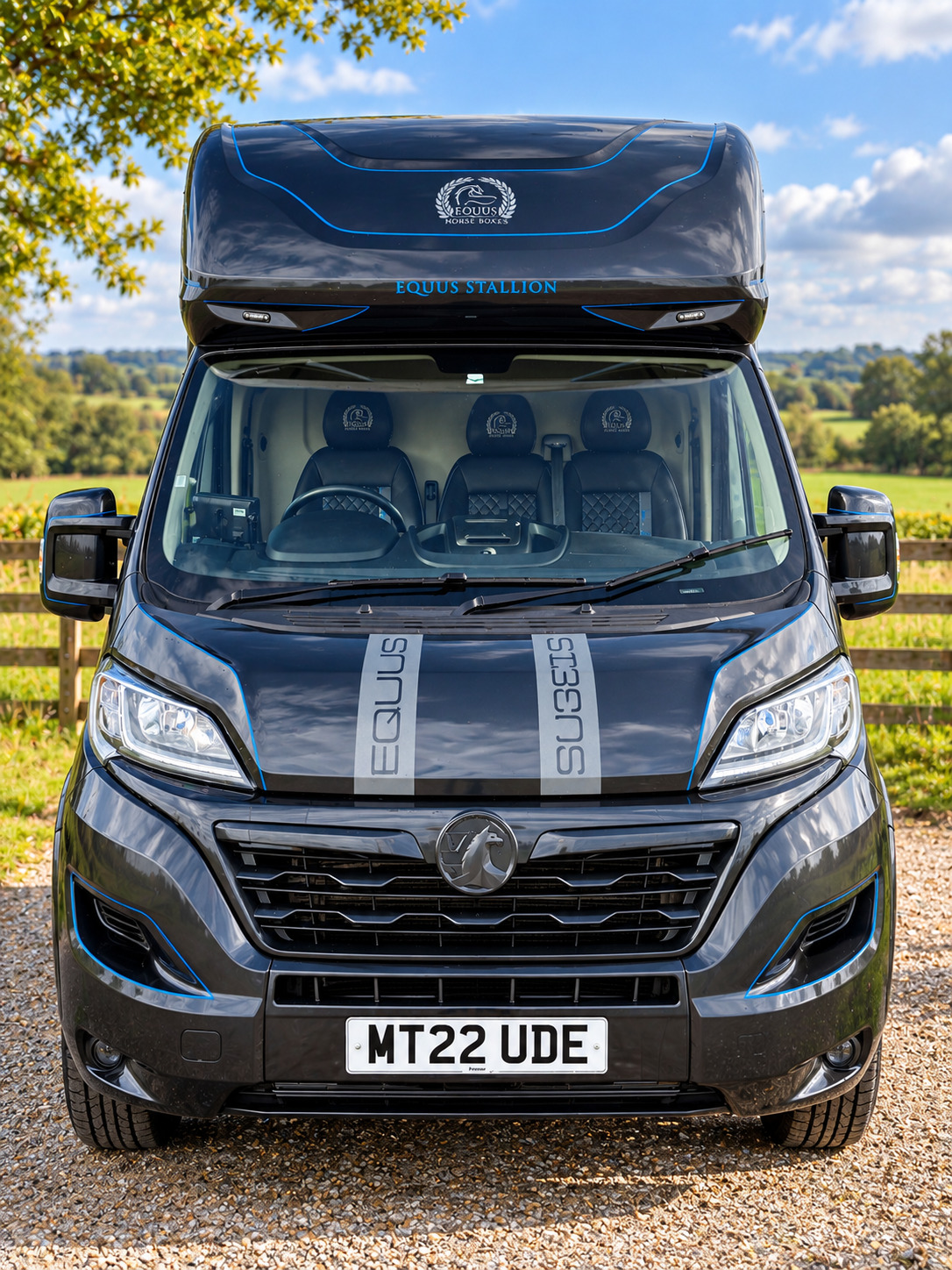 Equus ST3500 Vauxhall Horsebox - Horseboxes Up to 3.5 Tonnes