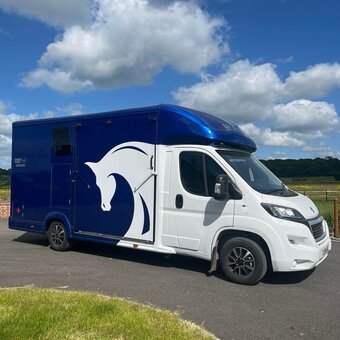 Equi-Trek Equinox Peugeot Horsebox