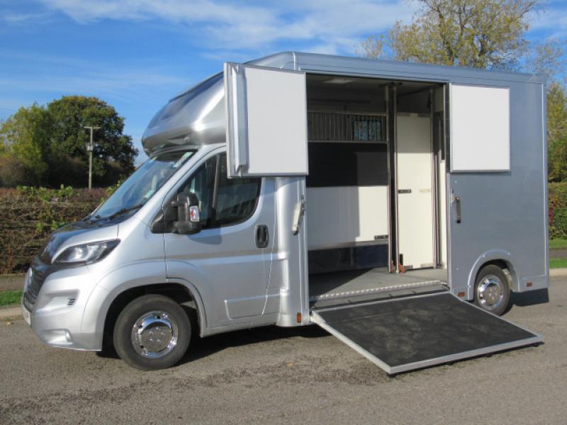 Boxer Peugeot Horsebox