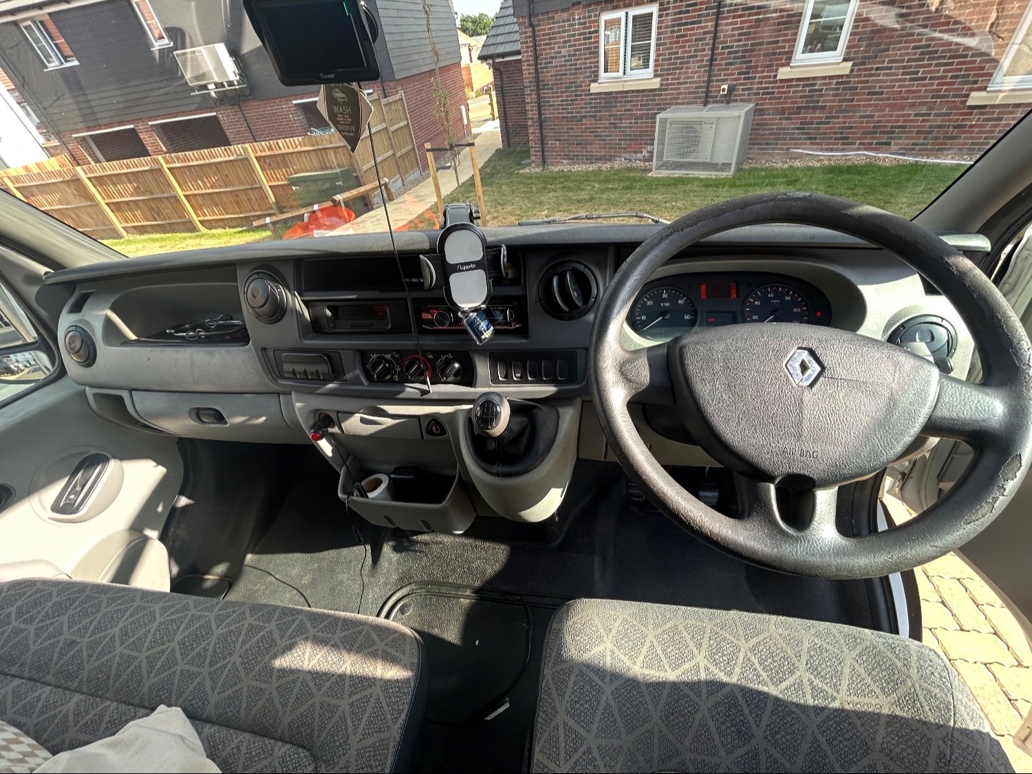 Custom  Renault Horsebox - Horseboxes Up to 3.5 Tonnes