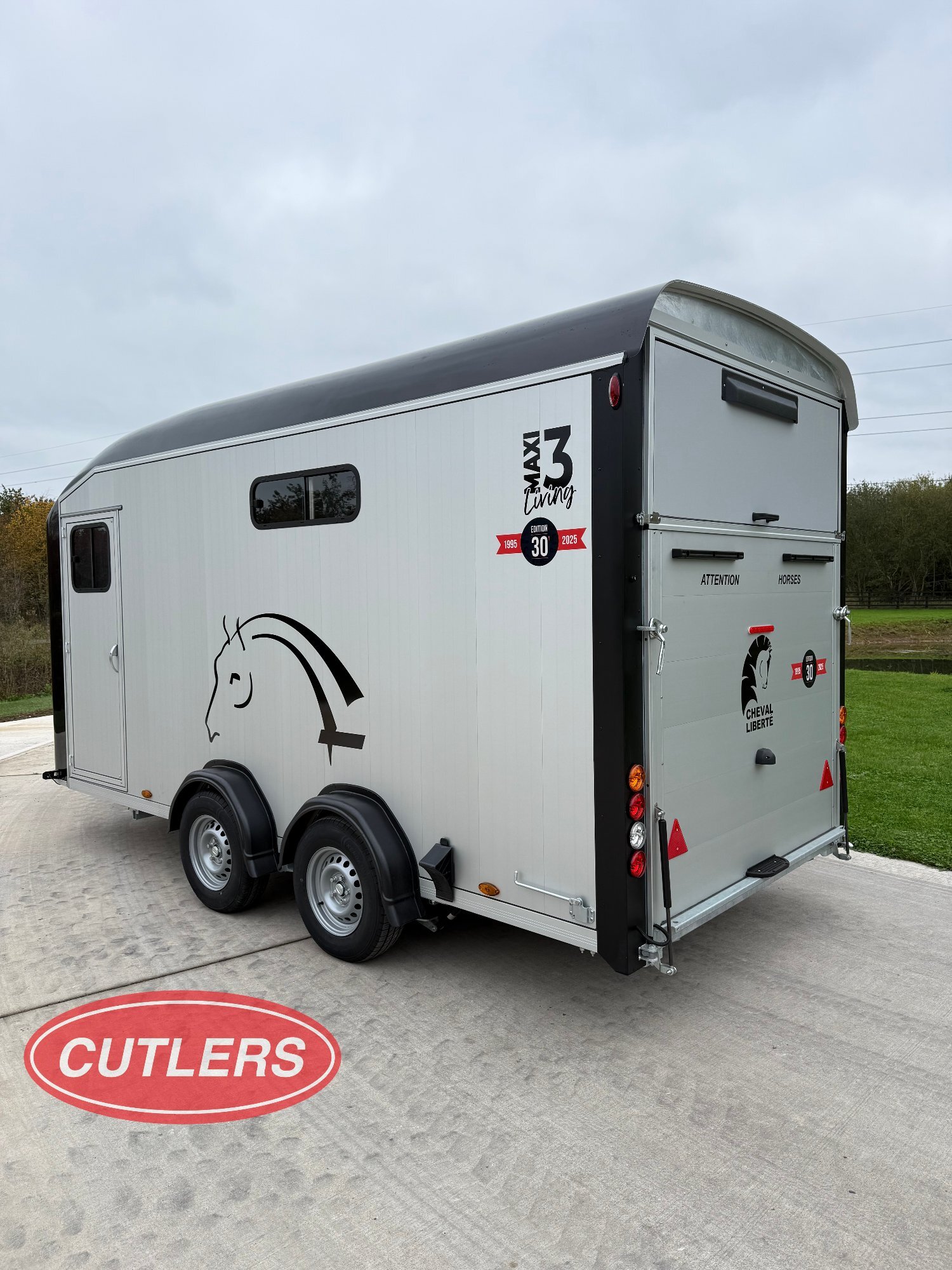 Cheval Liberte Maxi Living Signature  Horse Trailer - Horse Trailers