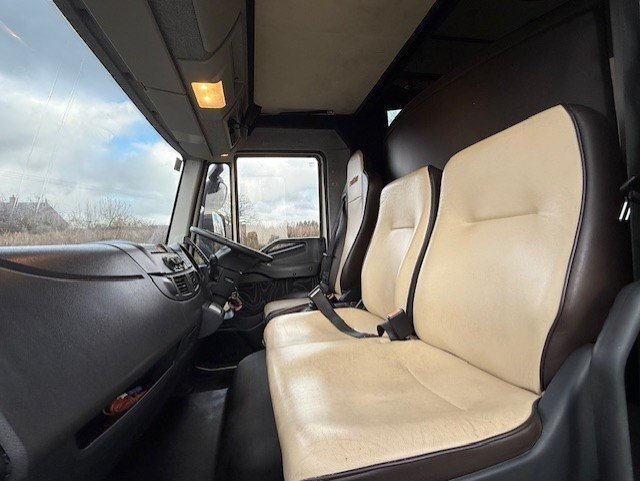 Whittaker Impact Iveco Horsebox - Horseboxes 3.6-7.5 Tonnes