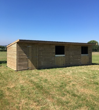 12'x24' Mobile field shelter/stable block + 6' tackroom  