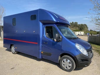 Trevett & Smith Carriage Box Renault Horsebox