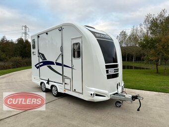 Equi-Trek Night Treka Excel Horse Trailer