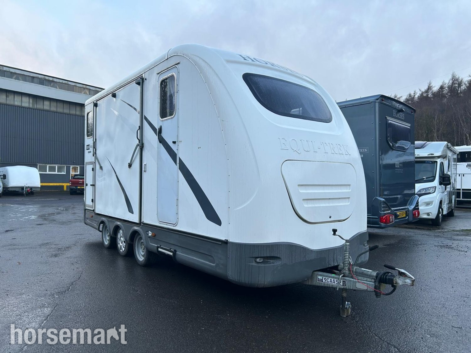 Equi-Trek Space-Treka  Horse Trailer in 