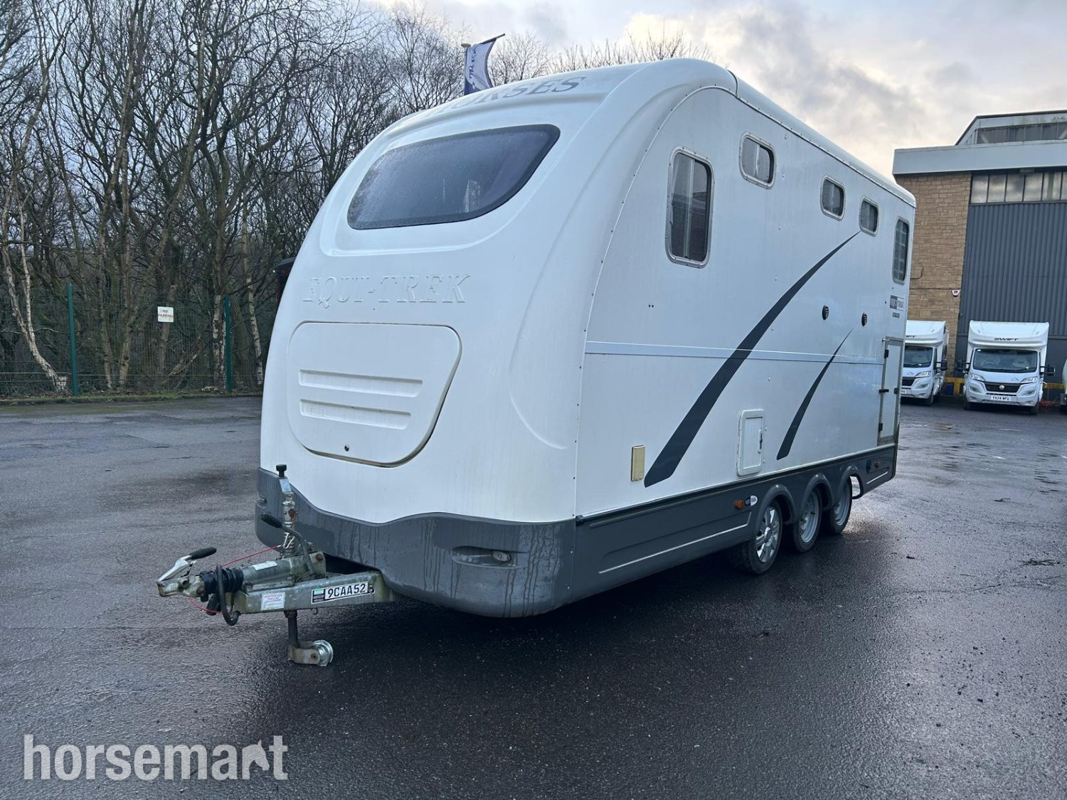  Equi-Trek Space-Treka  Horse Trailer