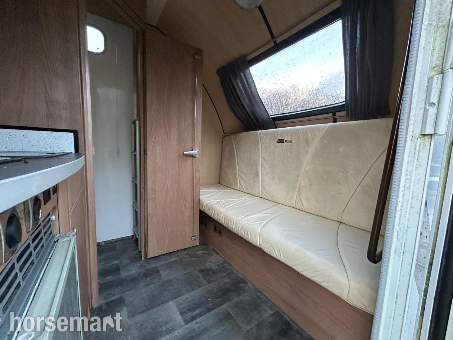 Equi-Trek Space-Treka  Horse Trailer 