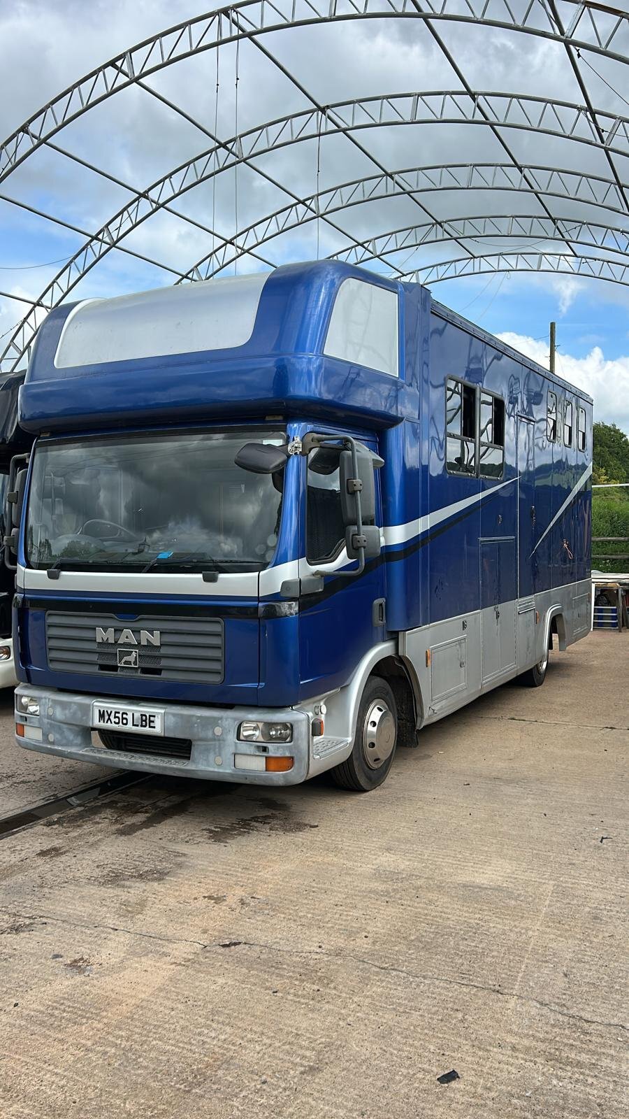  Custom  Man Horsebox