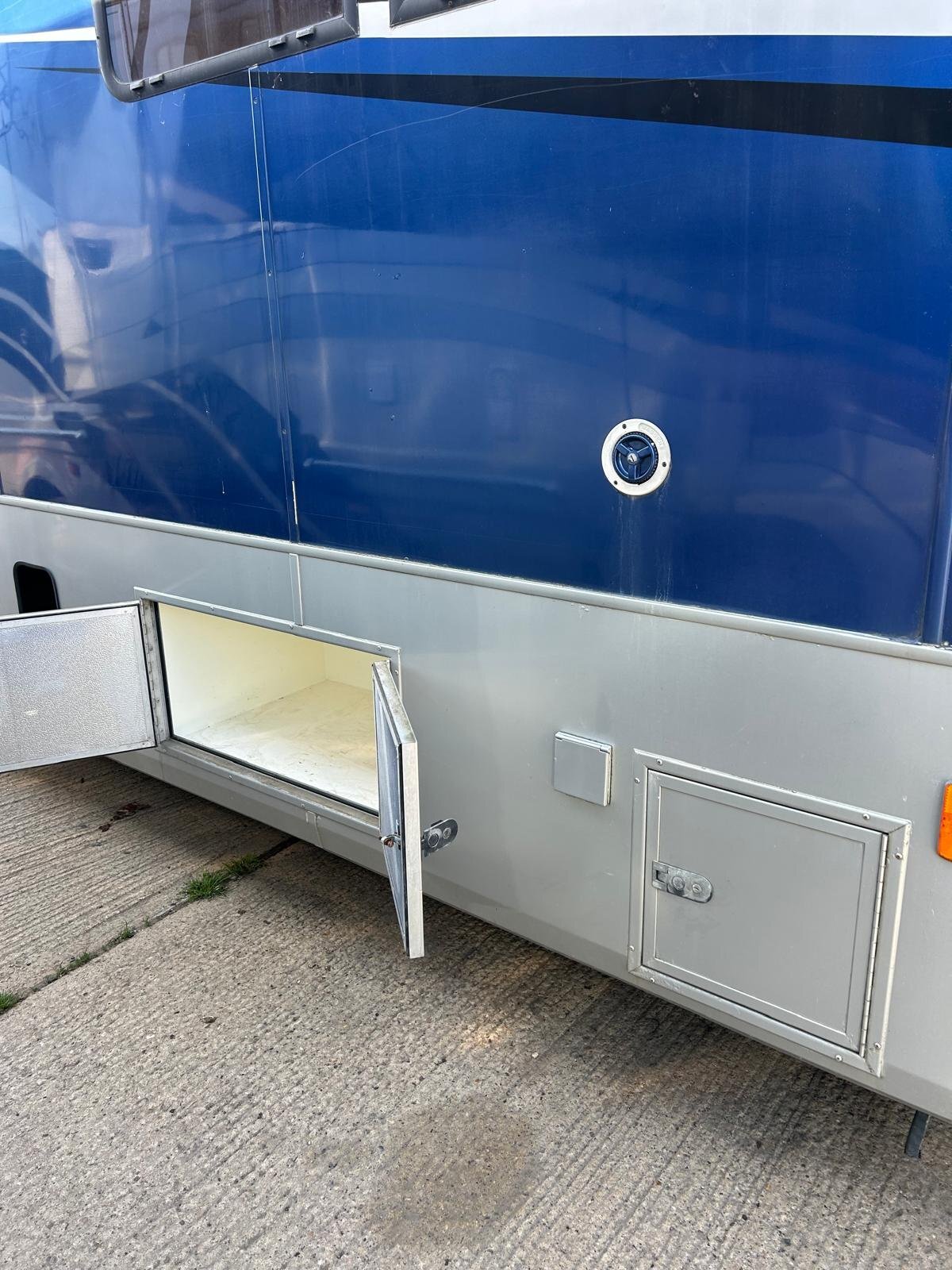 Custom  Man Horsebox 