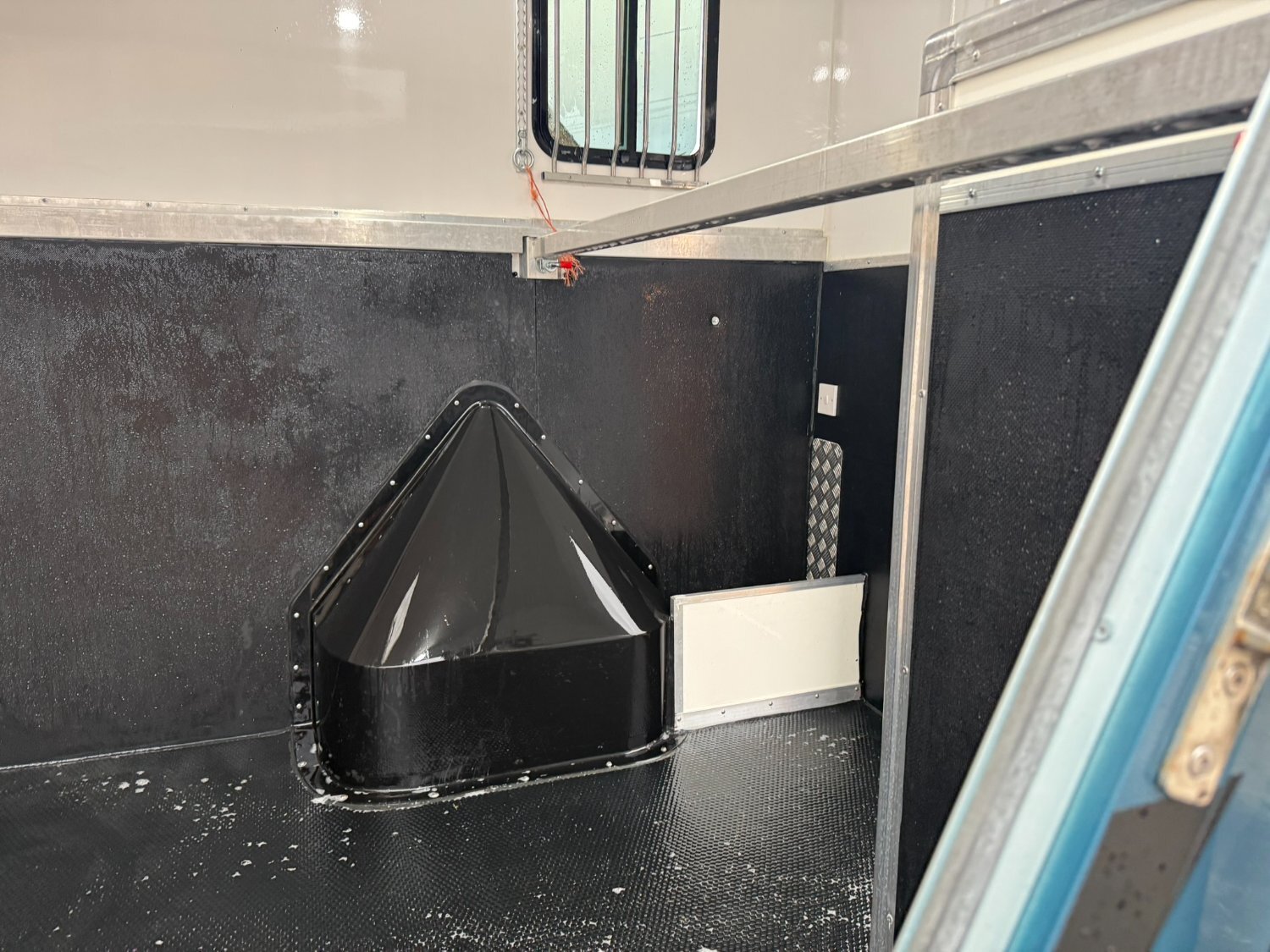 Liberty  Renault Horsebox 