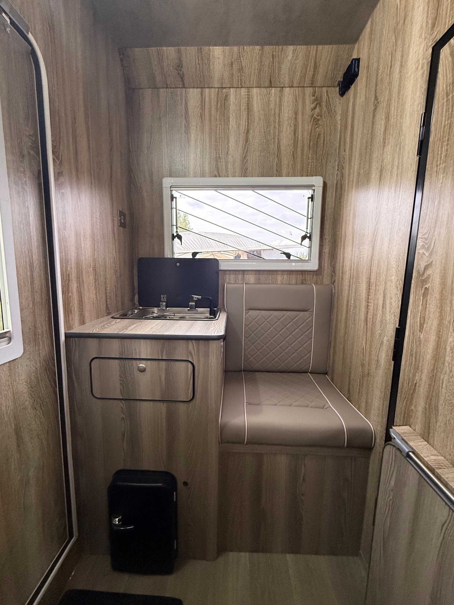 I.C.E Dynamic Citroen Horsebox - Horseboxes Up to 3.5 Tonnes in 