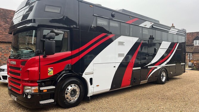 Horseboxes Up to 3.5 Tonnes - Horsebox