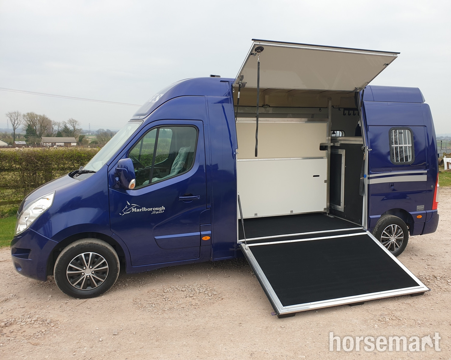  Marlborough Sport  Horsebox