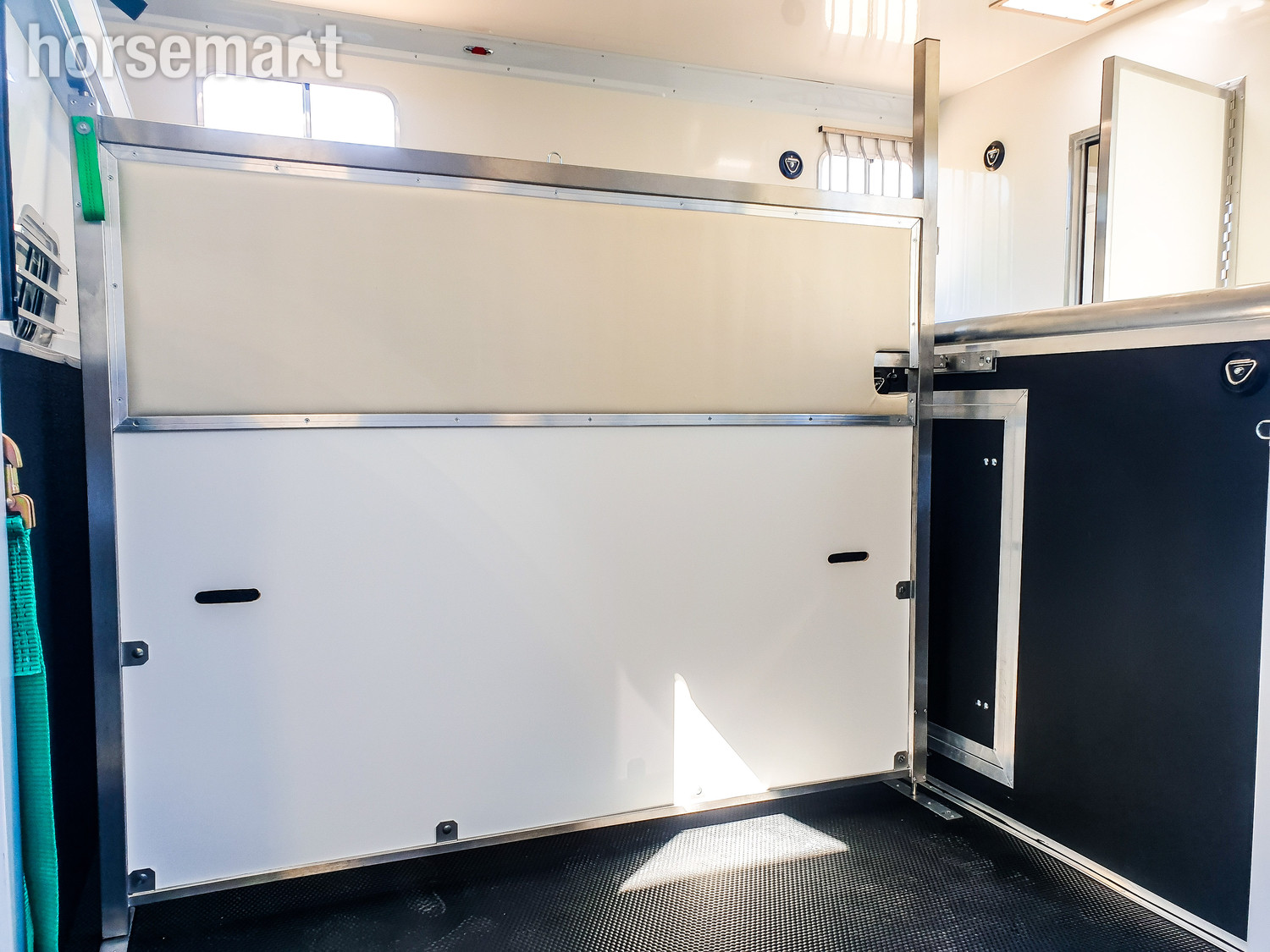 Marlborough Hunter  Horsebox - Horseboxes Up to 3.5 Tonnes