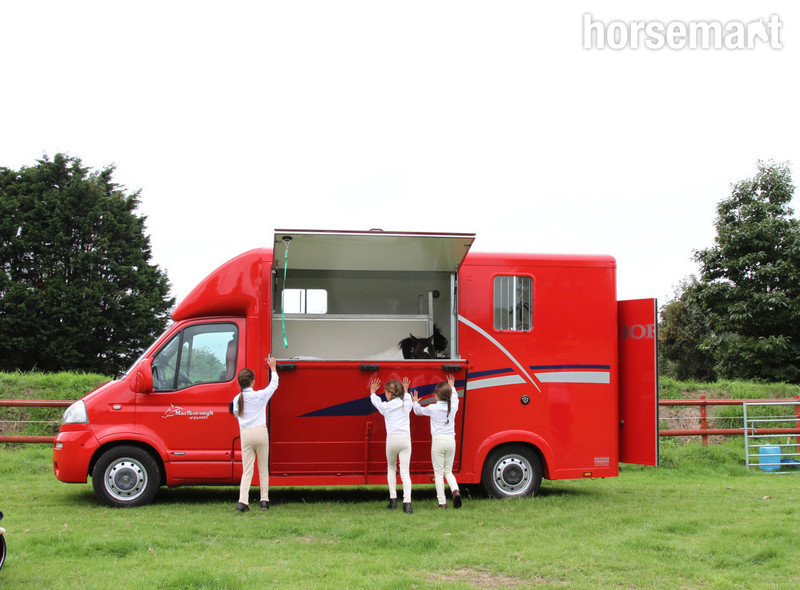 Marlborough Carriage Box  Horsebox - Horseboxes Up to 3.5 Tonnes in 