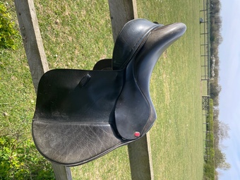 17.5” wide GP saddle