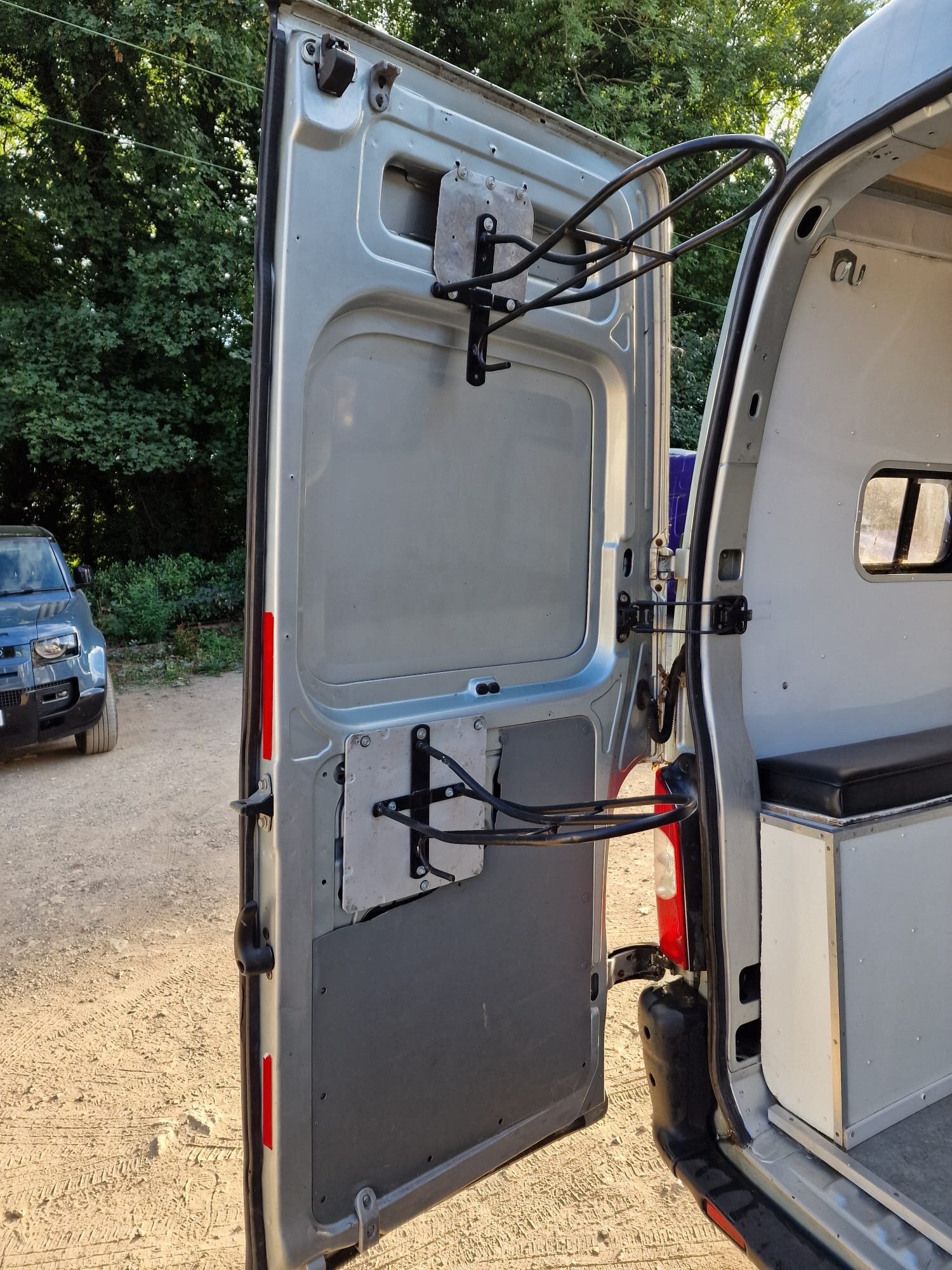 Custom  Vauxhall Horsebox - Horseboxes 3.6-7.5 Tonnes