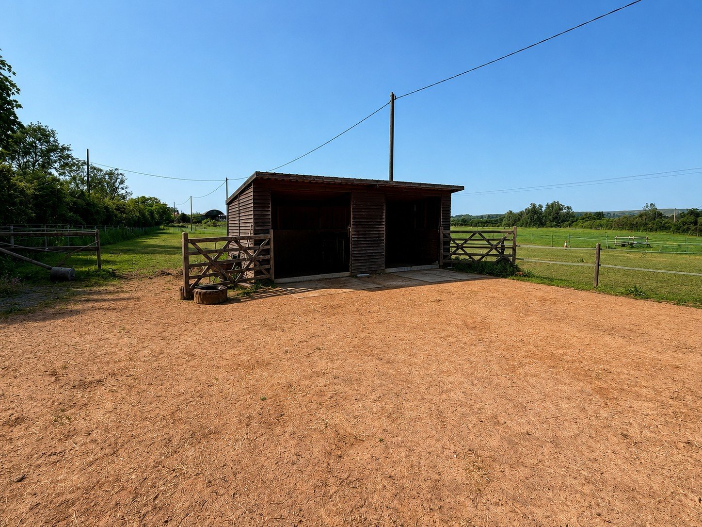  House Property for sale in Milton on Stour