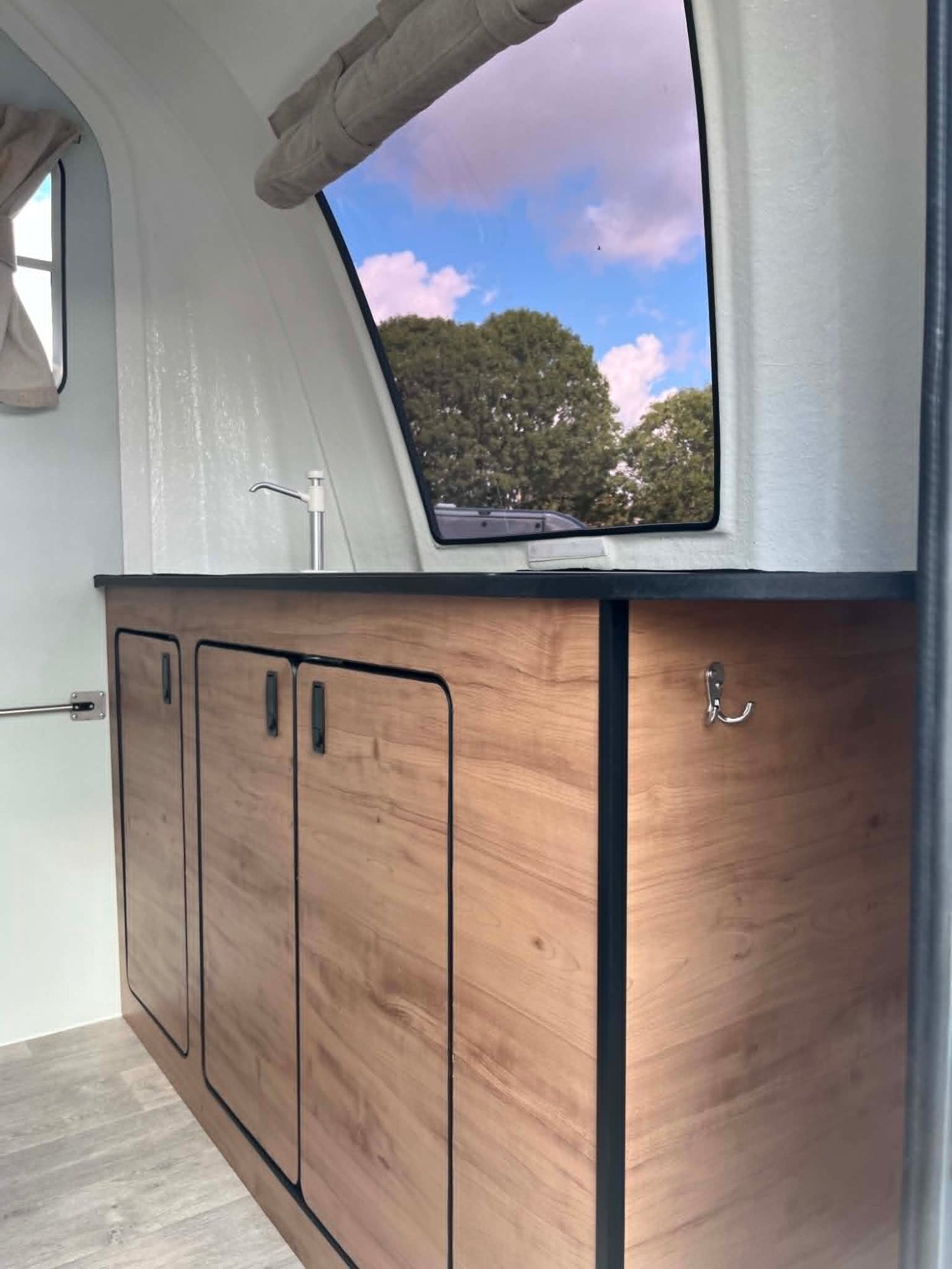 Horse Trailers - Equi-Trek Night-Treka Excel  Horse Trailer in 