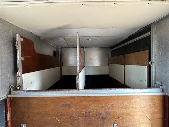 Horseboxes 3.6-7.5 Tonnes - Peper Harow  Isuzu Horsebox