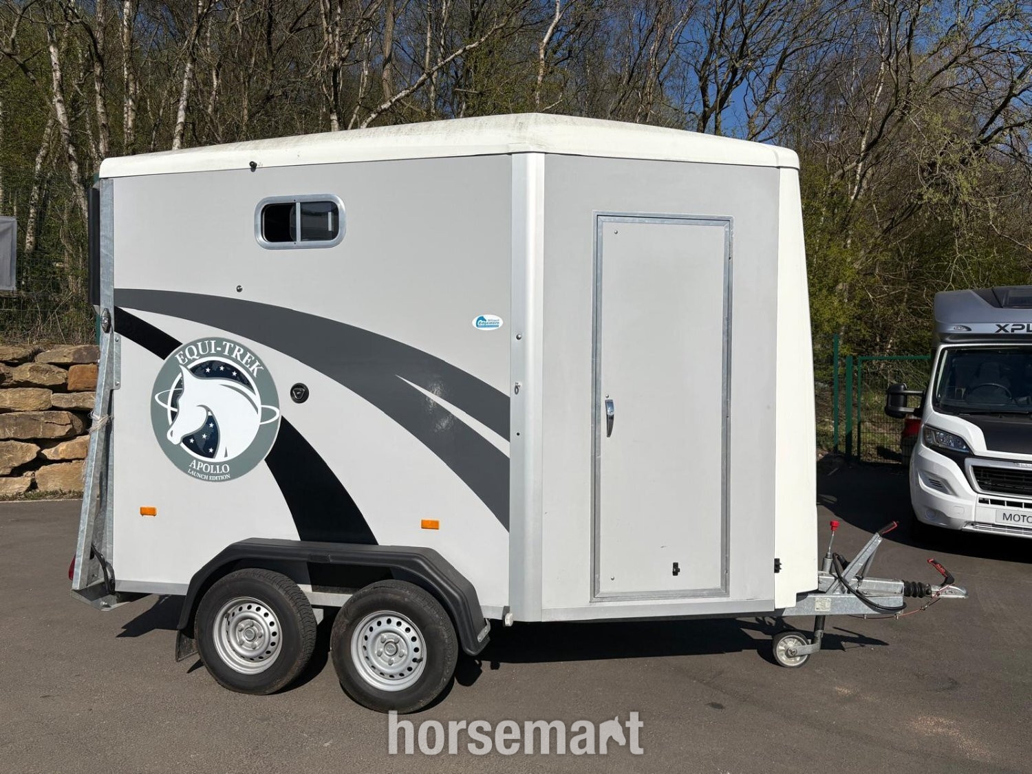  Equi-Trek Apollo Launch Edition  Horse Trailer