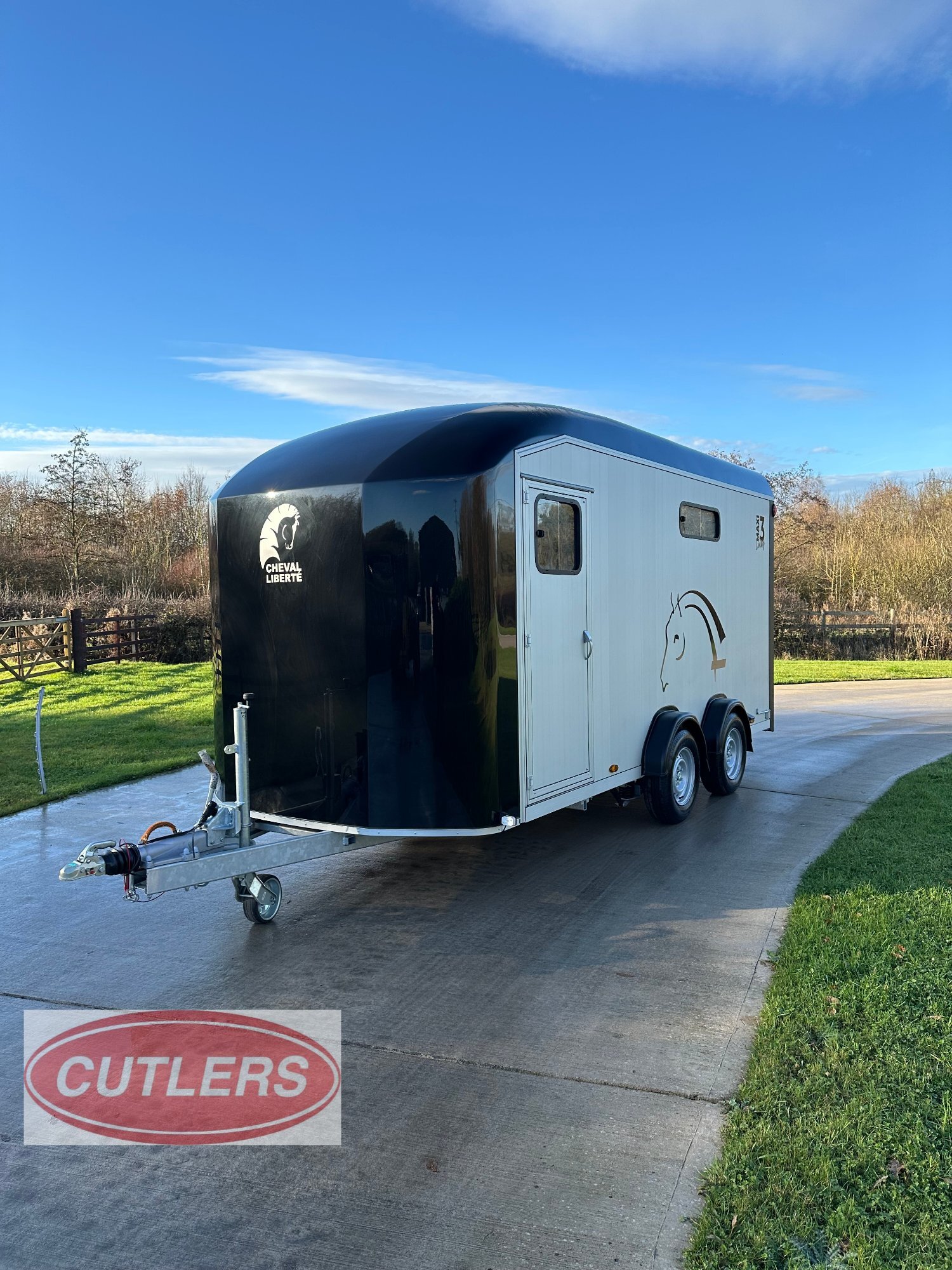 Cheval Liberte Maxi 3  Horse Trailer - Horse Trailers in 