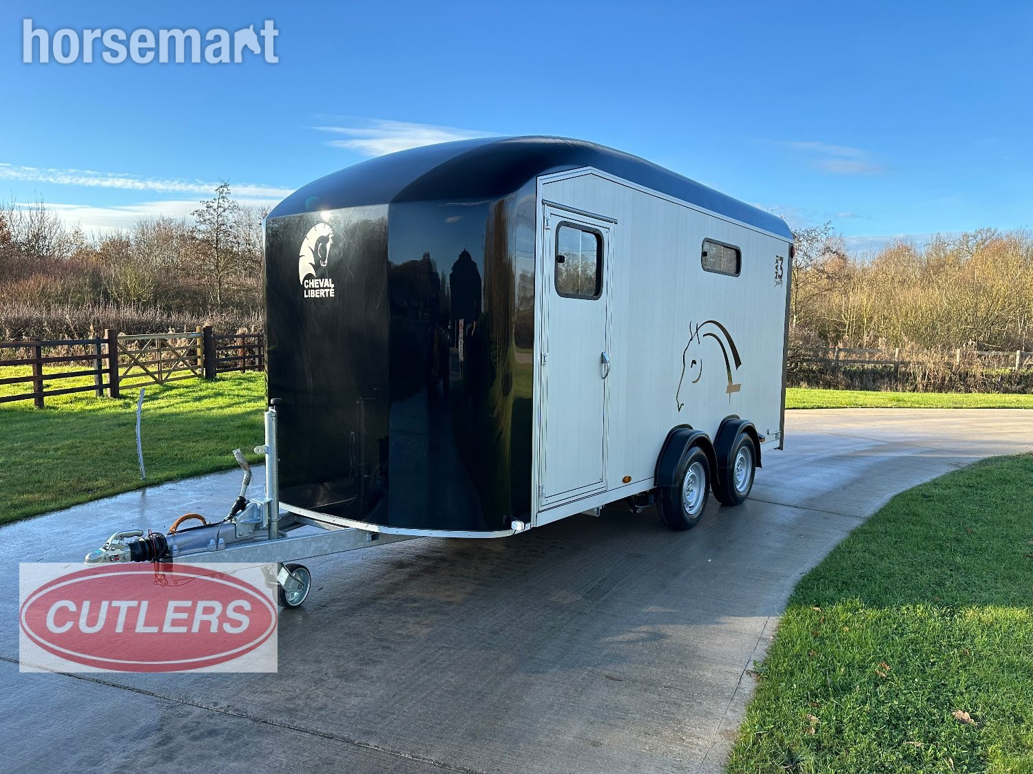 Cheval Liberte Maxi 3  Horse Trailer - Horse Trailers