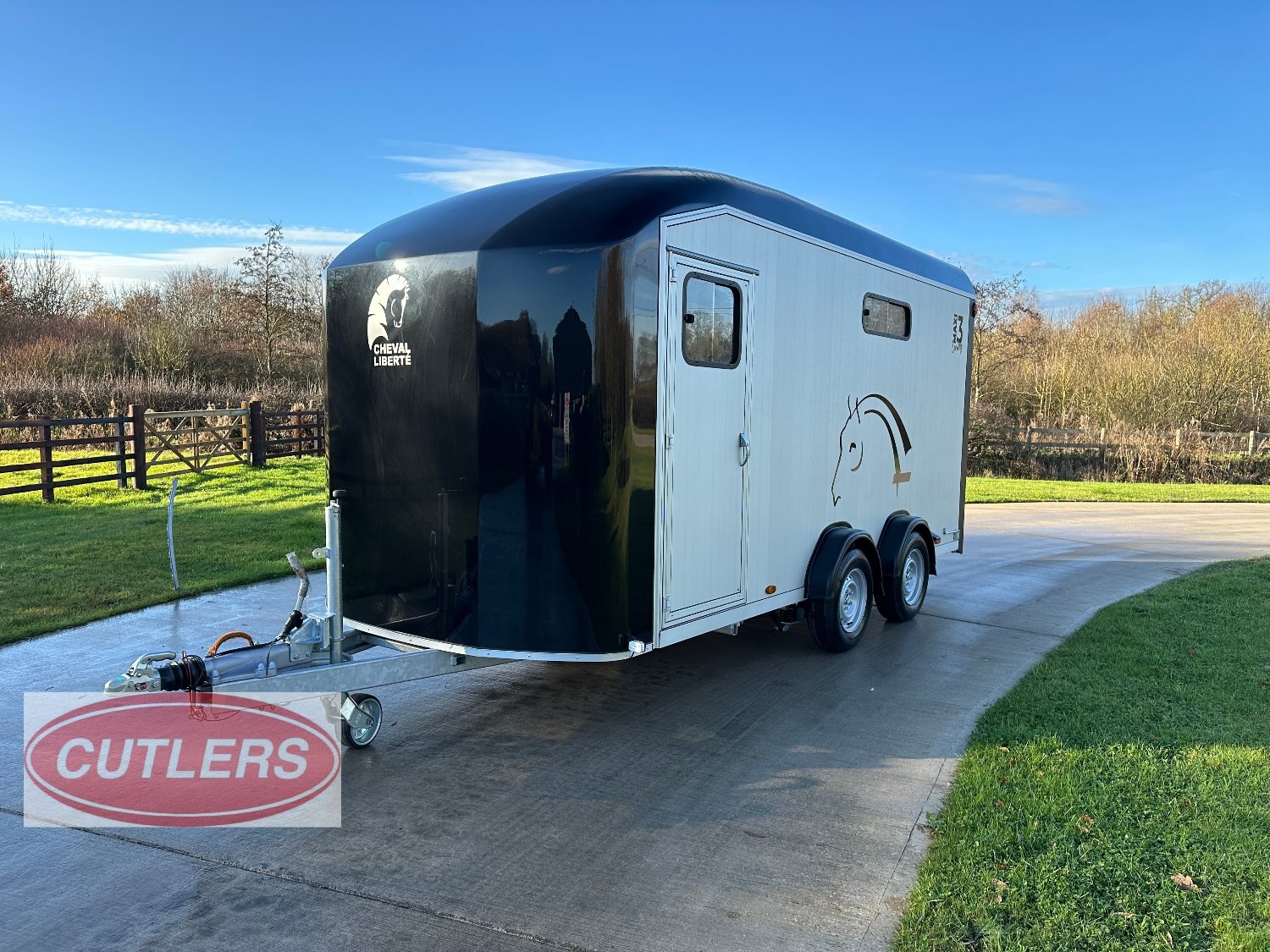 Cheval Liberte Maxi 3  Horse Trailer - Horse Trailers
