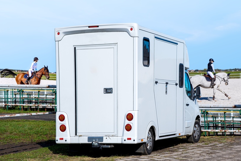 How to Sell Your Horsebox or Trailer Online